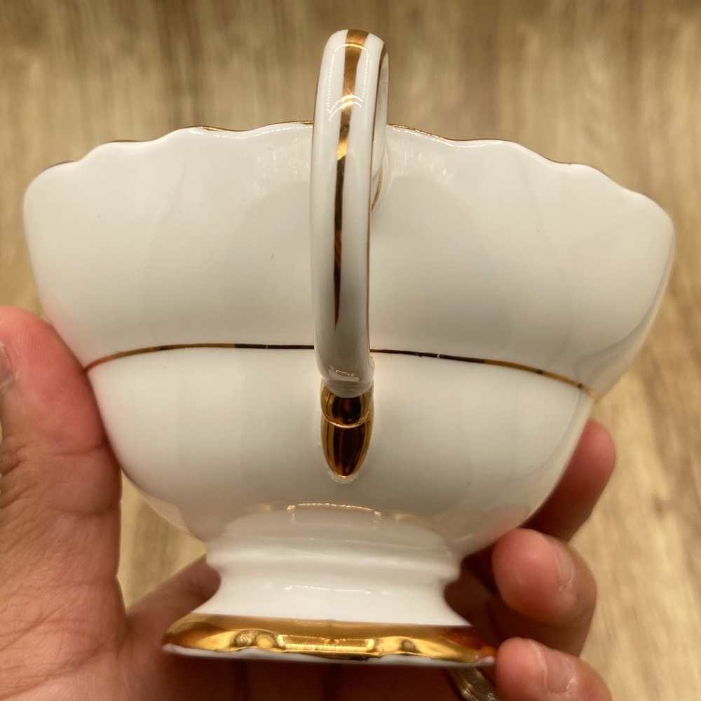 VINTAGE CROWN STAFFORDSHIRE fine bone china  mare England. - Picture 8 of 9